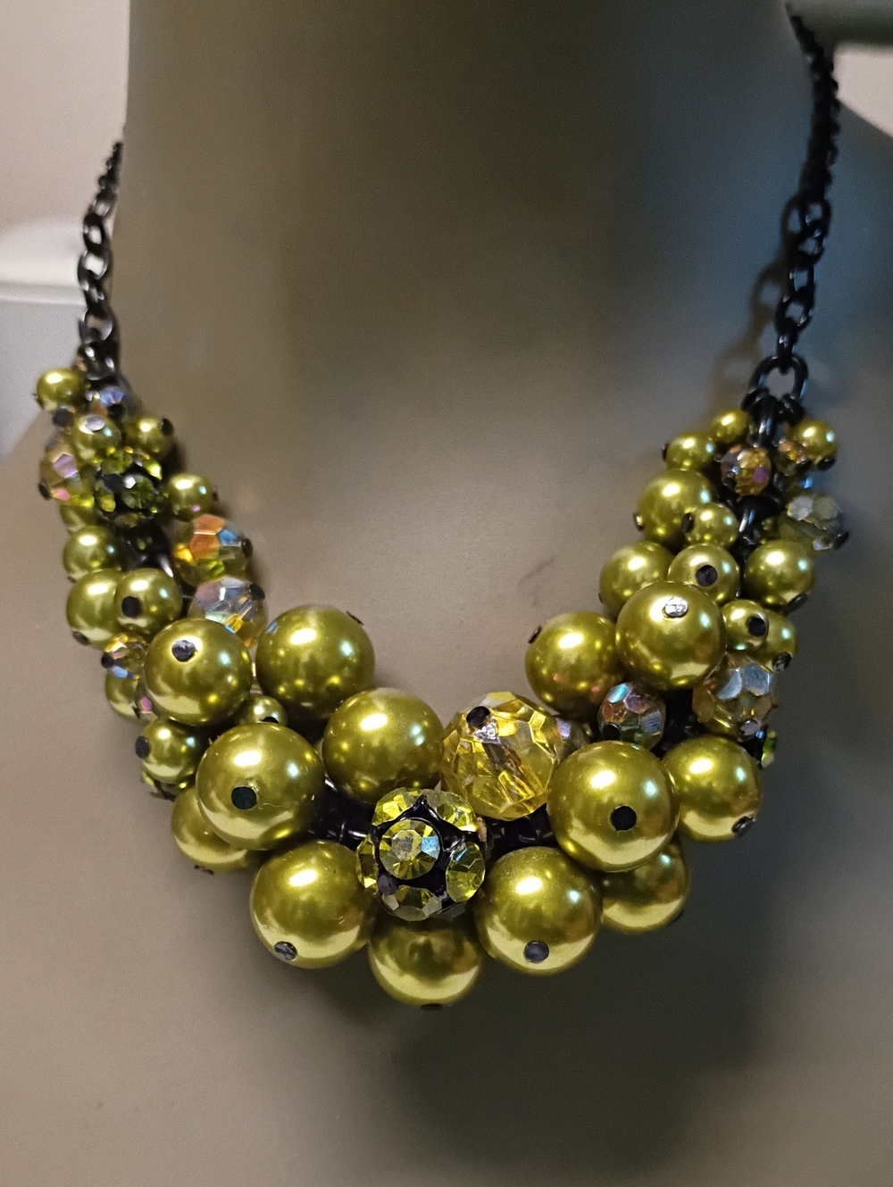 Joan Rivers Bubble Olive Chartreuse Necklace